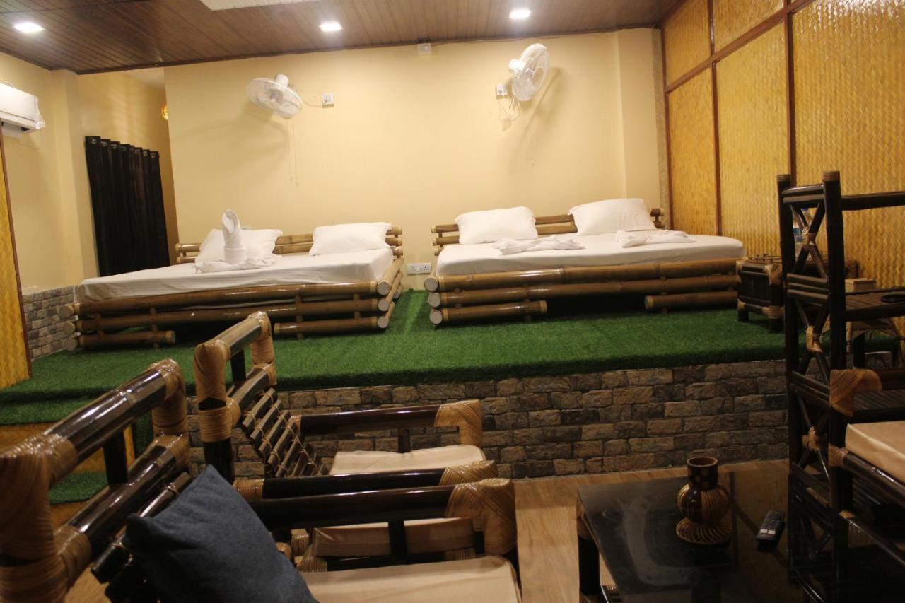 Tusker Tea County Otel Chālsa Dış mekan fotoğraf
